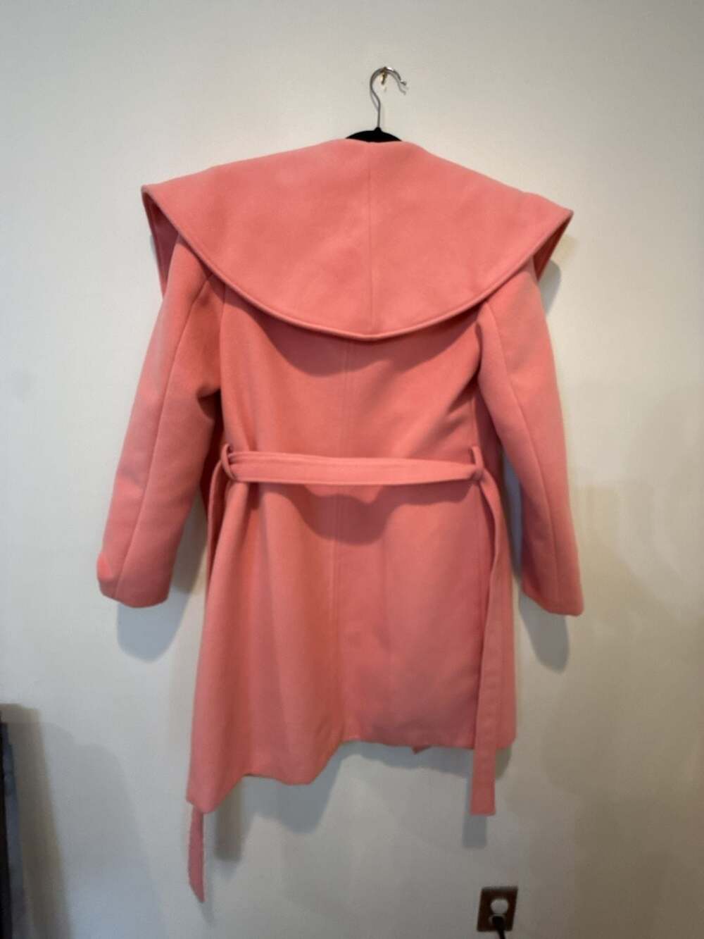 Crosby by Mollie Burch Pink Belted Wool Blend Coat with Floral Lining - Picture 5 of 5